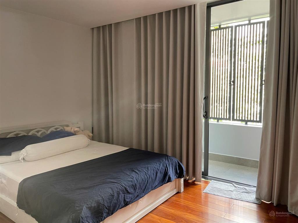 Hiếm! nhà 3 lầu góc 2 mặt tiền đối diện công viên kdc nam long liên phường liền kề global city