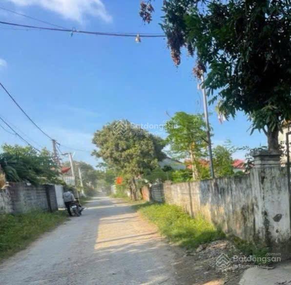 Bán lô đất đẹp hữu văn chương mỹ, hà nội 143m mt 5m giá chỉ 1,5 tỷ. ô tô tránh. kinh doanh.