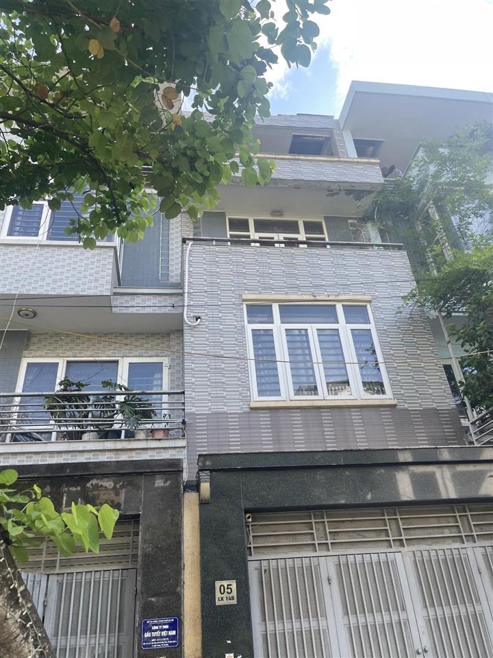 Siêu phẩm mp văn phú, hà đông, 77m2 * 5 tầng thang máy, giá chỉ 18 tỷ. phân lô vỉa hè. ô tô. kd