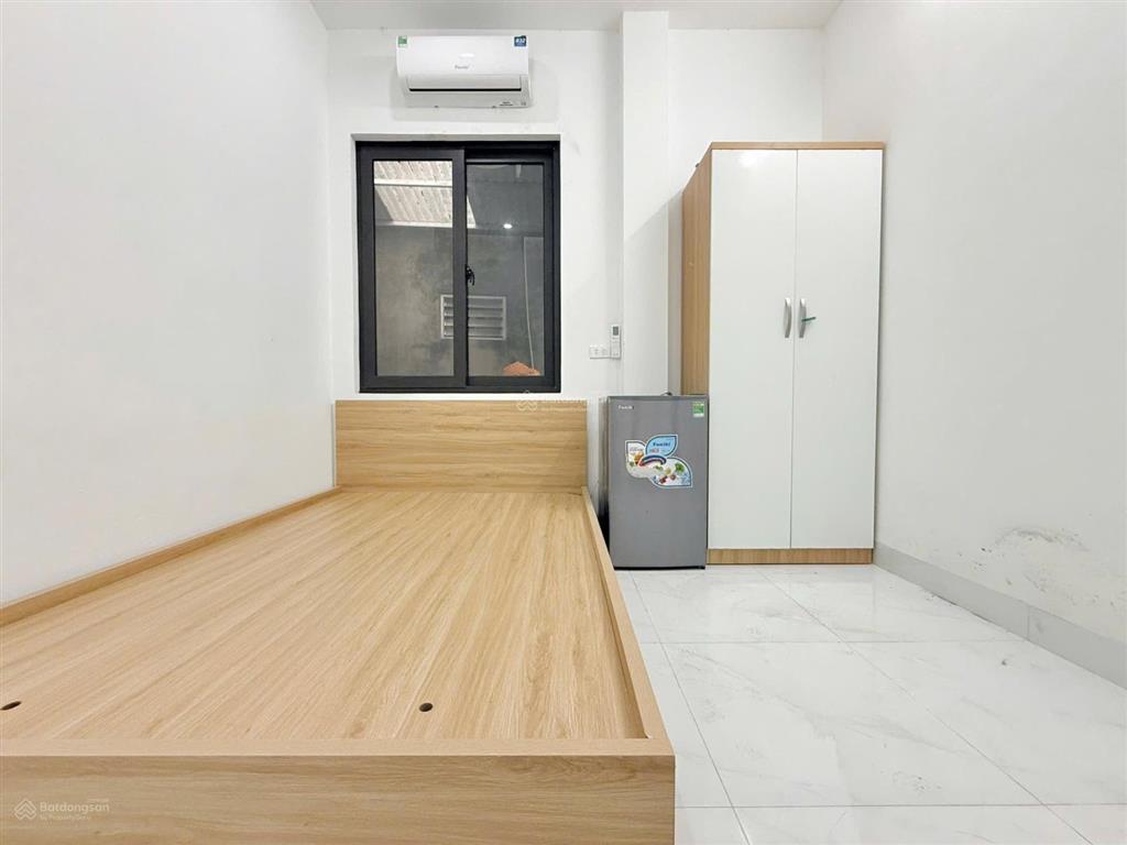 Cho thuê phòng * 28m2* 3,2tr/ t. hộ gia đình, sinh viên, lao động,tại phố xốm , phú lương, hà đông.