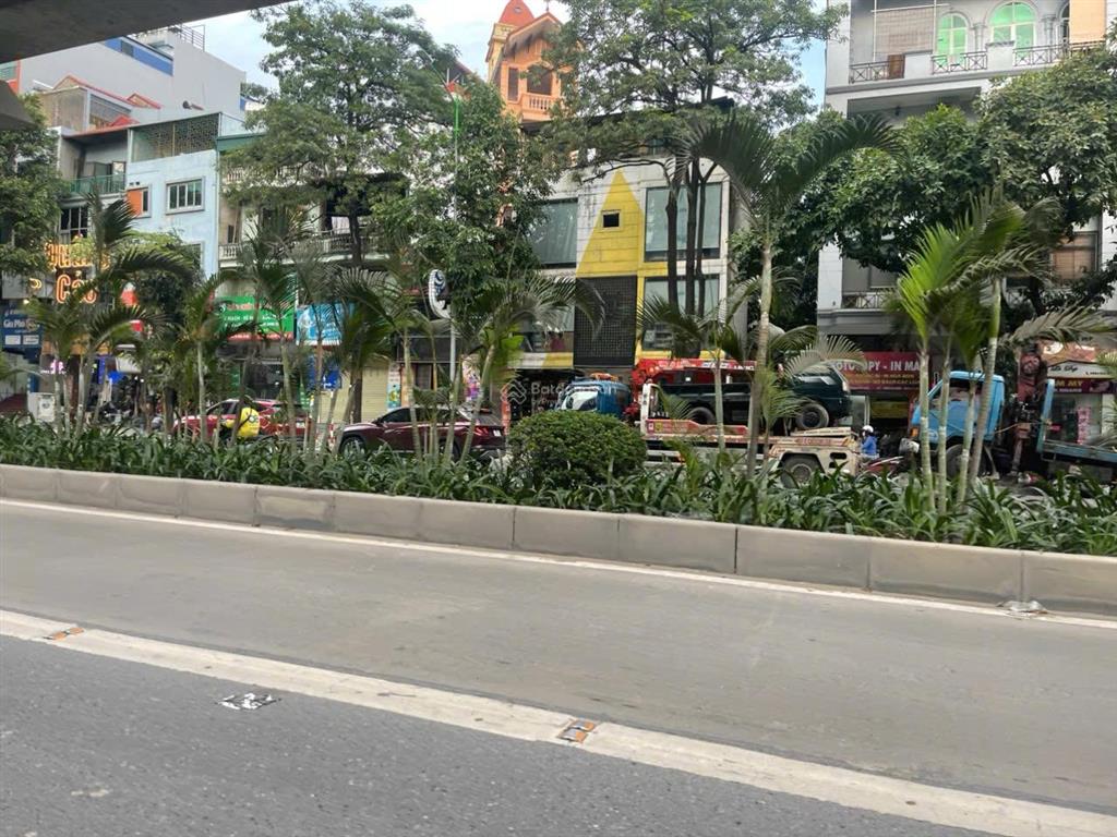 Siêu mẫu mặt phố, quang trung, hà đông. diện tích 60m, 4 tầng, giá 9,4 tỷ. ô tô, kinh doanh đỉnh.