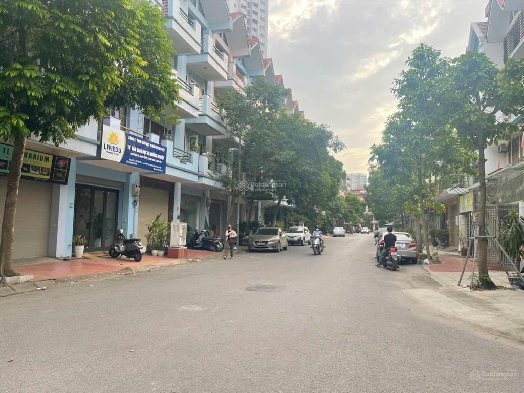 Bán nhà yên nghĩa, hà đông* 100m2 * 5 tầng* giá 15 tỷ. thang máy, phân lô, vỉa hè. ô tô tránh, kd