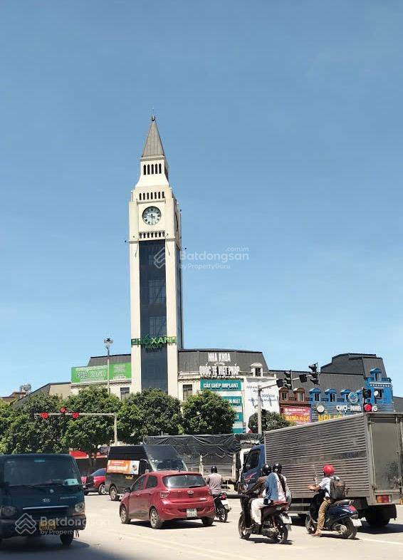 Siêu kinh doanh văn phú hà đông 90m2, 4 tầng, giá 17,5 tỷ, thang máy, ô tô kinh doanh, vỉa hè.