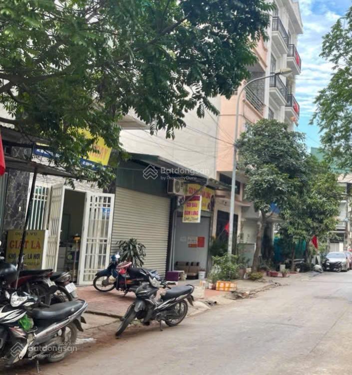 Bán lô góc xa la, hà đông, 65m2, 4 tầng, giá 11,8 tỷ, ô tô, vỉa hè, kinh doanh