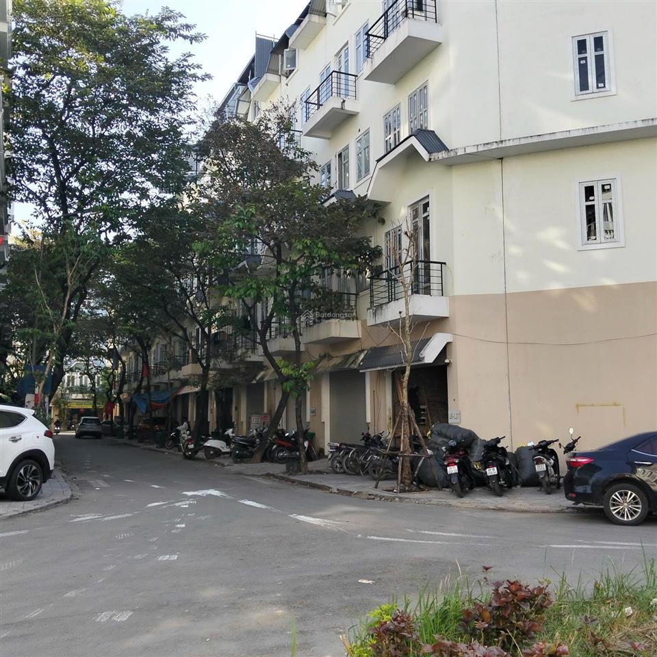Hoa hậu đô nghĩa, yên nghĩa, hà đông 55m2, 4 tầng, giá 10,8 tỷ, 3 ô tô, phân lô, vỉa hè, kinh doanh
