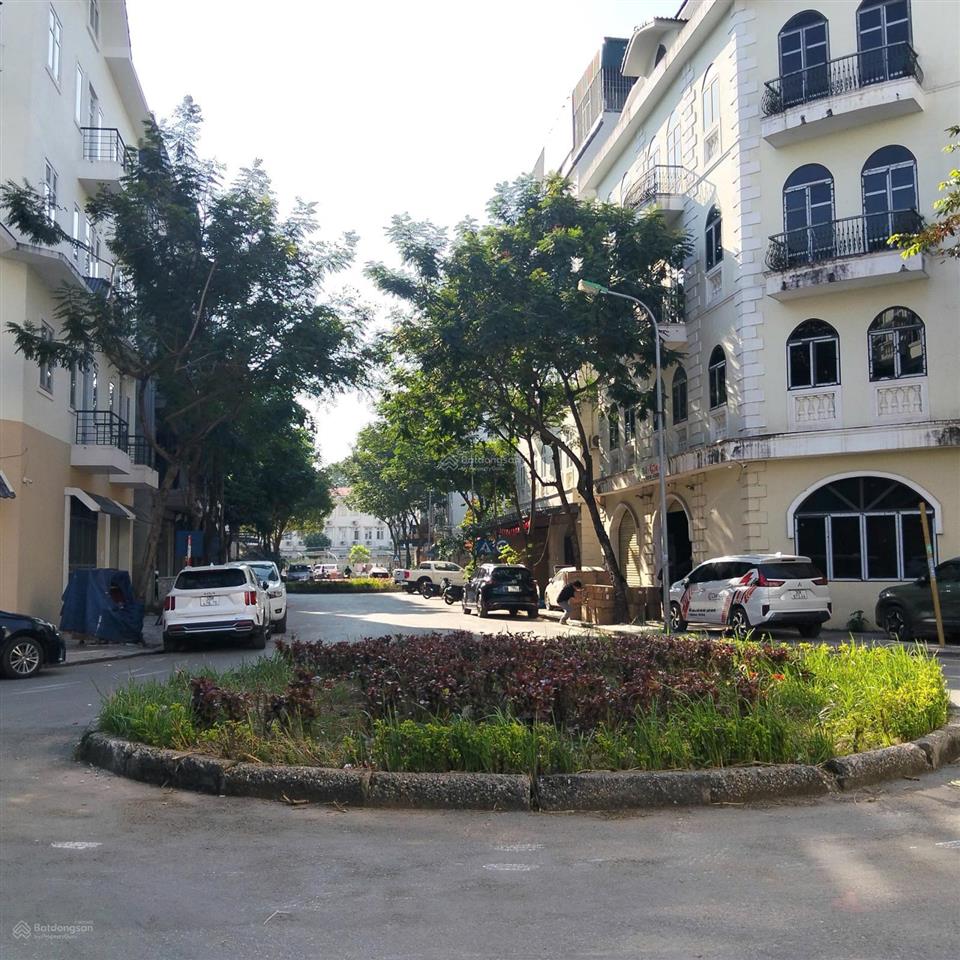 Hoa hậu đô nghĩa, yên nghĩa, hà đông 55m2, 4 tầng, giá 10,8 tỷ, 3 ô tô, phân lô, vỉa hè, kinh doanh