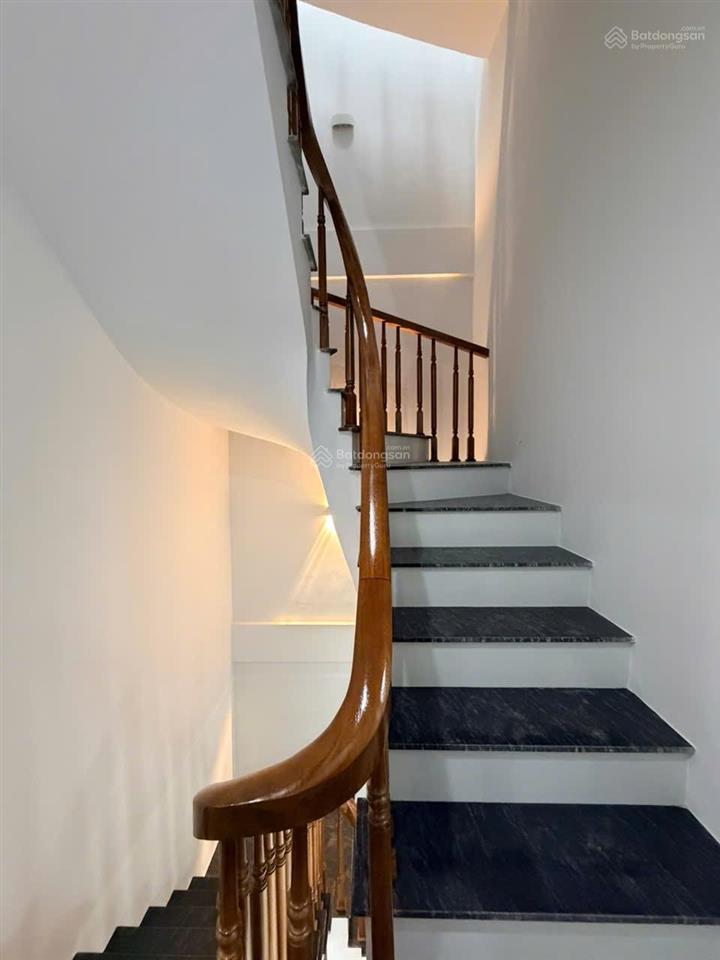 Bán nhà quốc oai, hà nội 70m2, 4 tầng, giá 4,6 tỷ, ô tô, kinh doanh đỉnh
