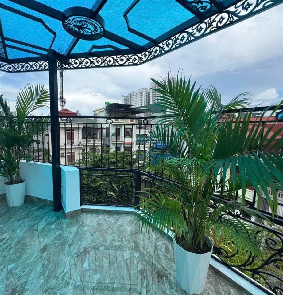 Bán nhà, mỗ lao 40m, 5 tầng, thang máy, giá 9 tỷ, ô tô, view hồ điều hòa, công viên, kd