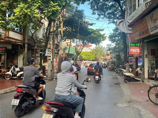 Nhà phân lô, kiến hưng, hà đông, 45 m2, 5 tầng thang máy, giá 11 tỷ. ô tô, vỉa hè đá bóng, kd