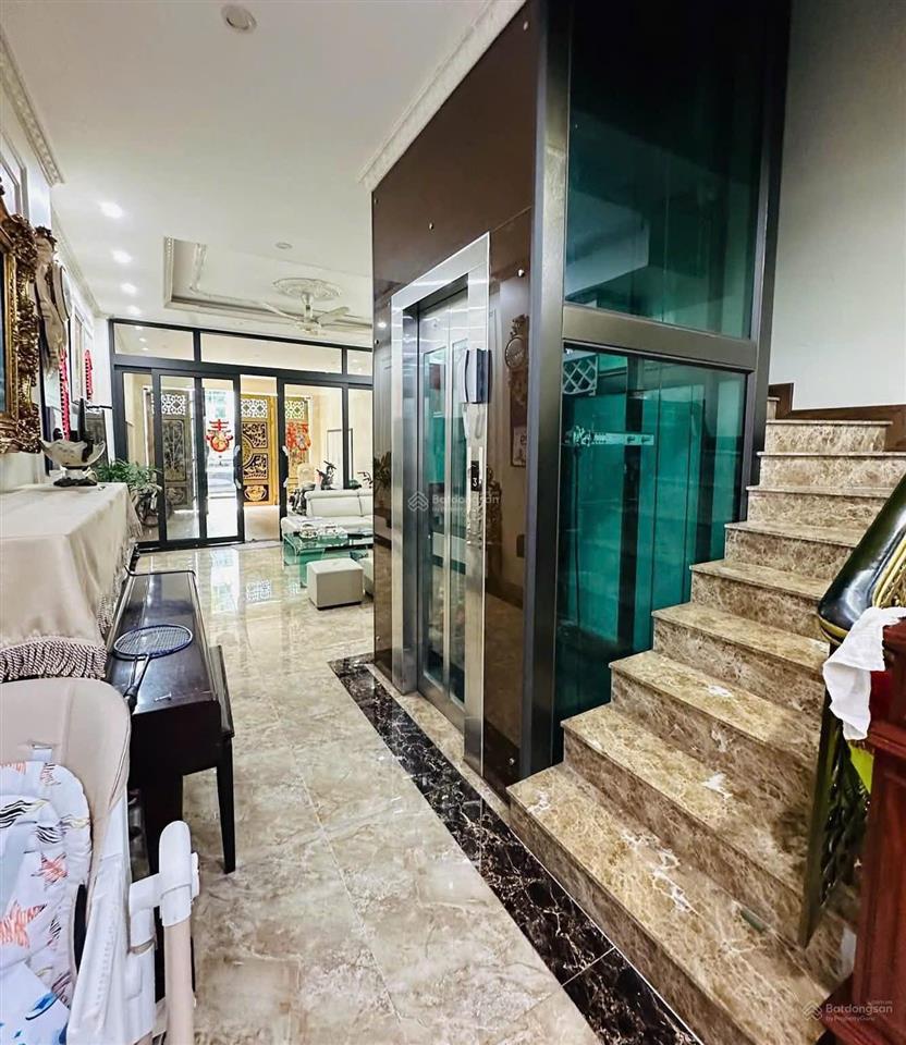 Siêu phẩm lê trọng tấn, hà đông, 54m2, 5 tầng, giá chỉ 11 tỷ. thang máy, ô tô thông. kd