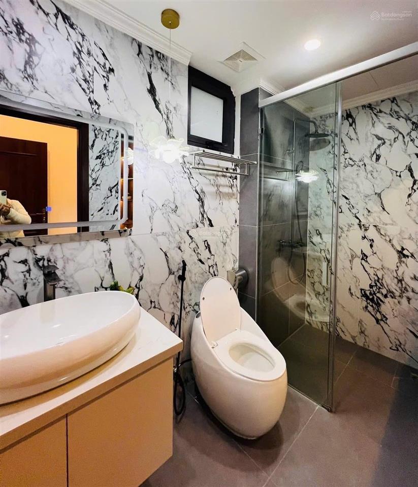 Siêu phẩm lê trọng tấn, hà đông, 54m2, 5 tầng, giá chỉ 11 tỷ. thang máy, ô tô thông. kd