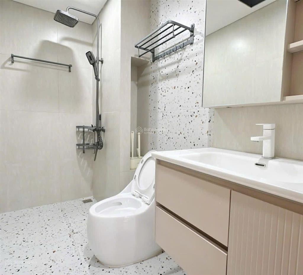 Siêu phẩm văn phú, hà đông, 205m2 * 5 tầng * giá chỉ 170tr/m2. phân lô, vỉa hè rộng, kinh doanh