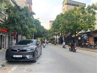 Bán nhà phường chương mỹ, hà nội, 70 m *5 tầng giá 4,8 tỷ, ô tô, kinh doanh.