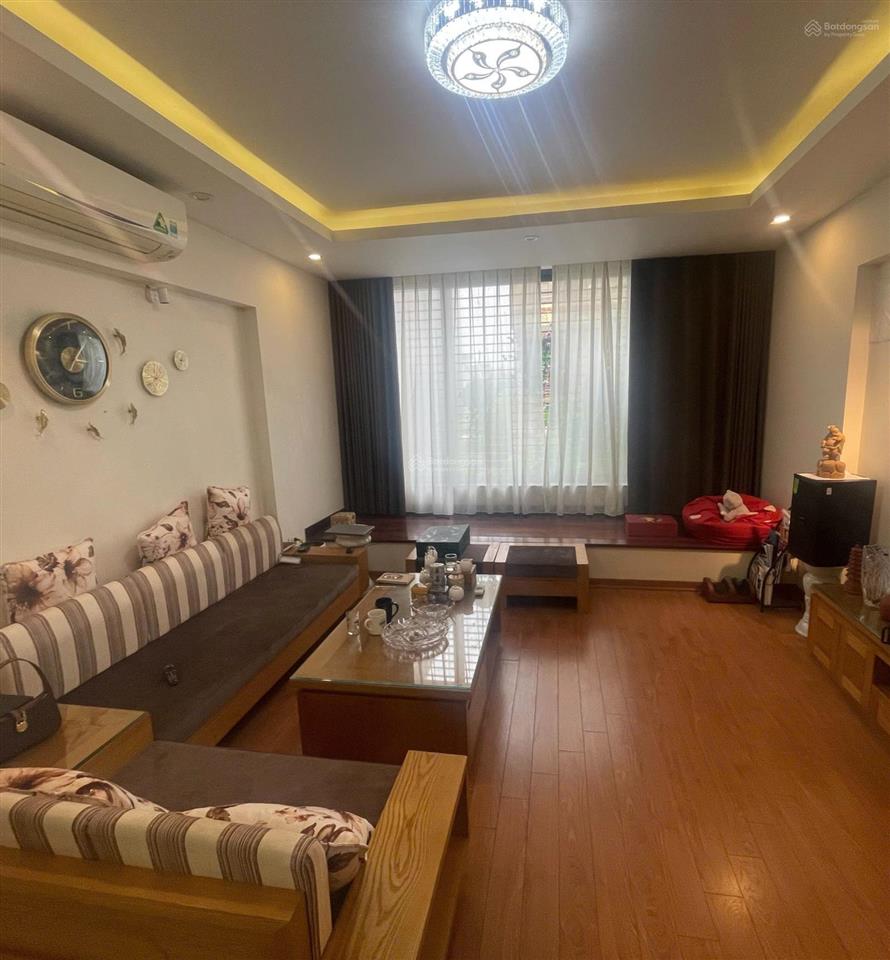 Bán nhà mỗ lao, hà đông * 65m2 * 4 tầng * chỉ 11 tỷ. một nhà ra phố. kinh doanh đỉnh