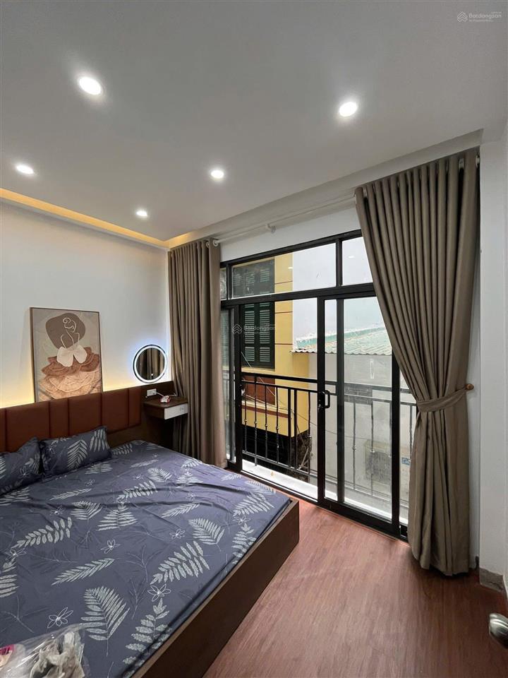 Cho thuê nhà văn phú, hà đông, 90m2 * 5 tầng, 17tr/t. văn phòng, hộ gia đình, sinh viên. ô tô. kd