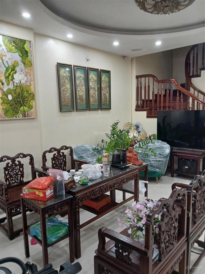 Cho thuê nhà văn phú, hà đông, 90m2 * 5 tầng, 17tr/t. văn phòng, hộ gia đình, sinh viên. ô tô. kd