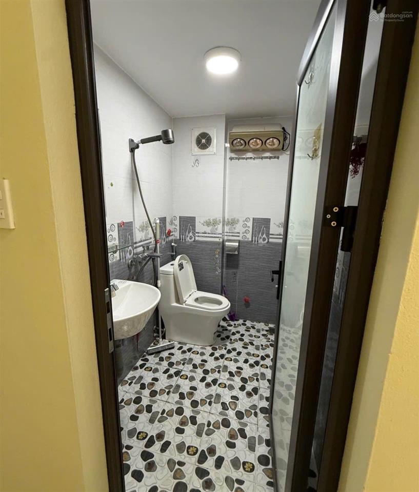 Cho thuê trọ nhà vạn phúc, hà đông, 100m*giá 10tr /t. ô tô, kinh doanh. văn phòng, spa, công ty.