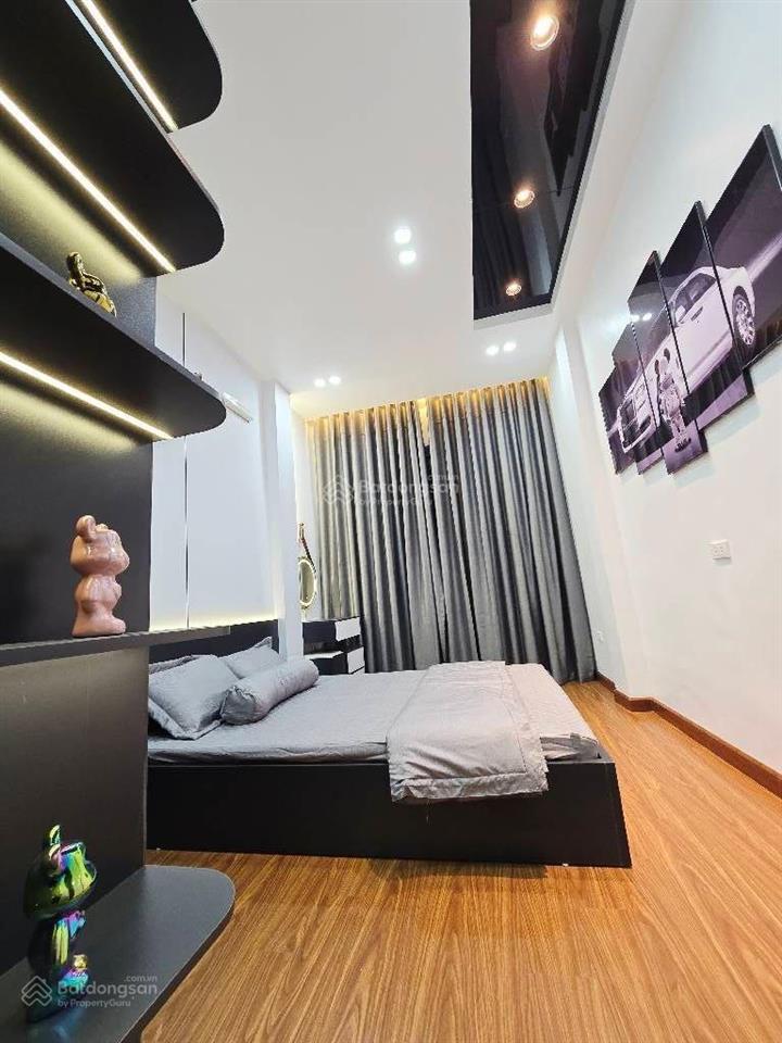 Đường láng 6t 3pn 26m2 5.9tỷ full nội thất ngõ thông