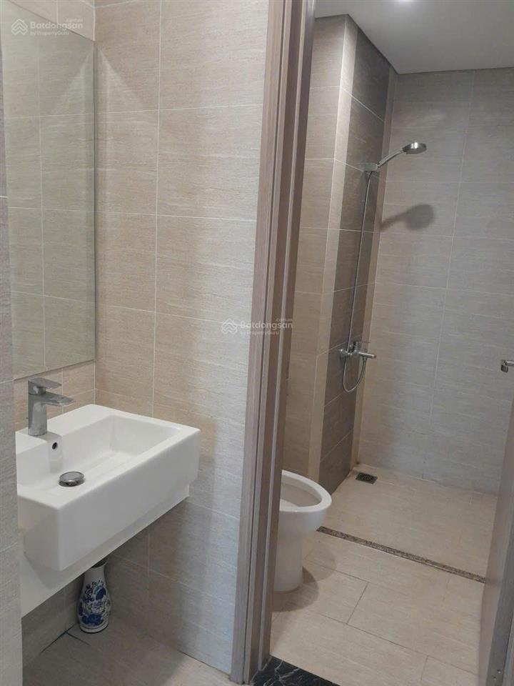 Sốc! giá giảm khủng, căn 2n  55m2, giá chỉ hơn 3 tỷ, sẵn sổ sang tên, sẵn dòng tiền 8tr/1 tháng