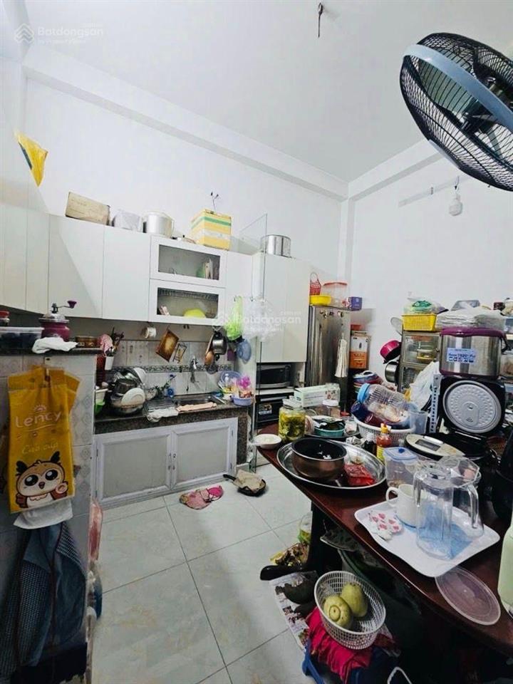 Nhà đẹp 3 tầng, 110m2 ngang 5.2m, sát mặt tiền quang trung, nội thất cao cấp, 8.5 tỷ