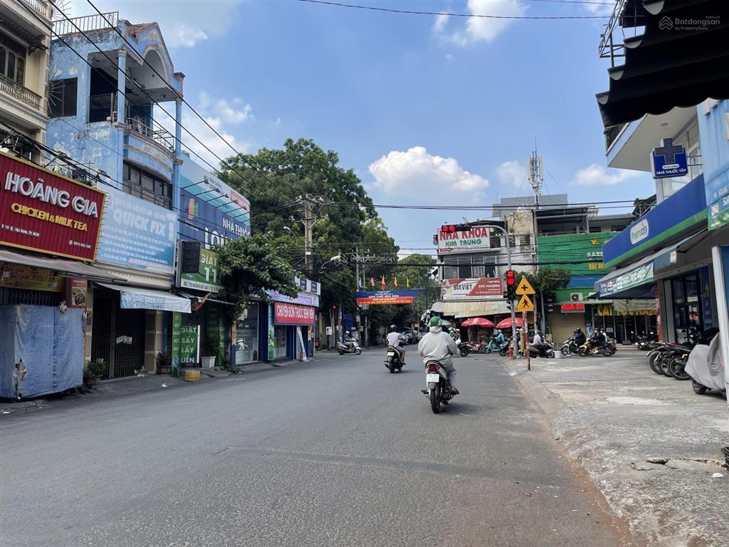 Nhà chính chủ khu đồng bộ 5 tầng, 60m2 ngang 4m, hẻm 8m hoàng bật đạt, 8.x tỷ