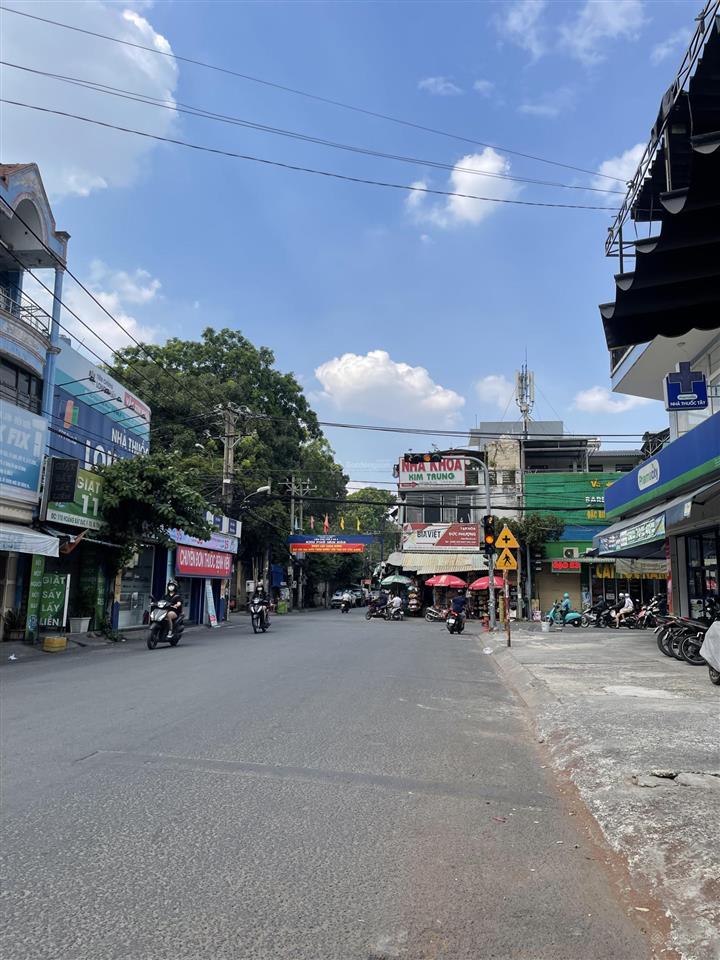 Nhà chính chủ khu đồng bộ 5 tầng, 60m2 ngang 4m, hẻm 8m hoàng bật đạt, 8.x tỷ