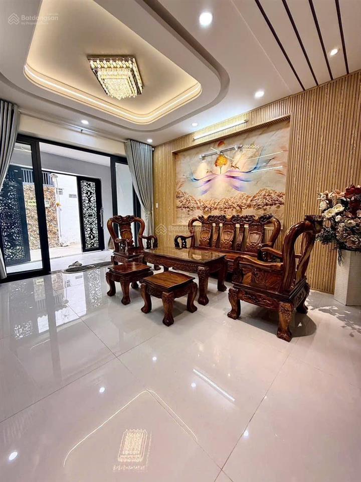 Nhỉnh 8 tỷ có thang máy  nhà mới đẹp 4 tầng, 4x16, full nội thất  hxt phạm văn chiêu  8,5 tỷ
