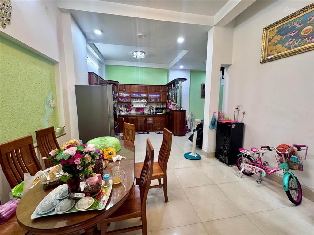Chỉ 80 triệu/m2 hẻm thông xe hơi phạm văn chiêu, 3 tầng, 100m2 ngang 4.1m nở hậu đẹp, 8.2 tỷ