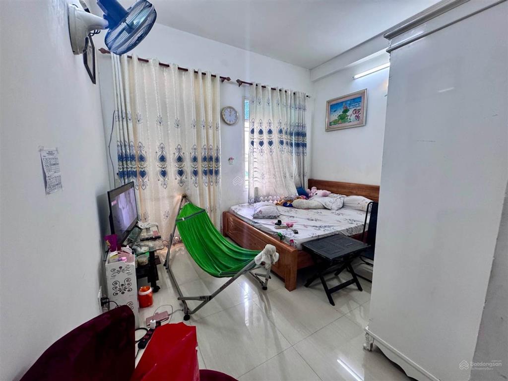 Chỉ 80 triệu/m2 hẻm thông xe hơi phạm văn chiêu, 3 tầng, 100m2 ngang 4.1m nở hậu đẹp, 8.2 tỷ