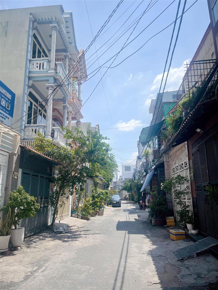 Chính chủ gấp bán nhà 6 tầng, 4x16, hẻm vip 118/ phan huy ích xe hơi thông  8,9 tỷ