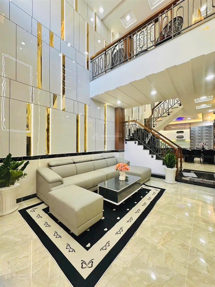Siêu phẩm 5 tầng, 4x18 khu vip tân bình hẻm 8m sát mặt tiền hoàng bật đạt  9,9 tỷ