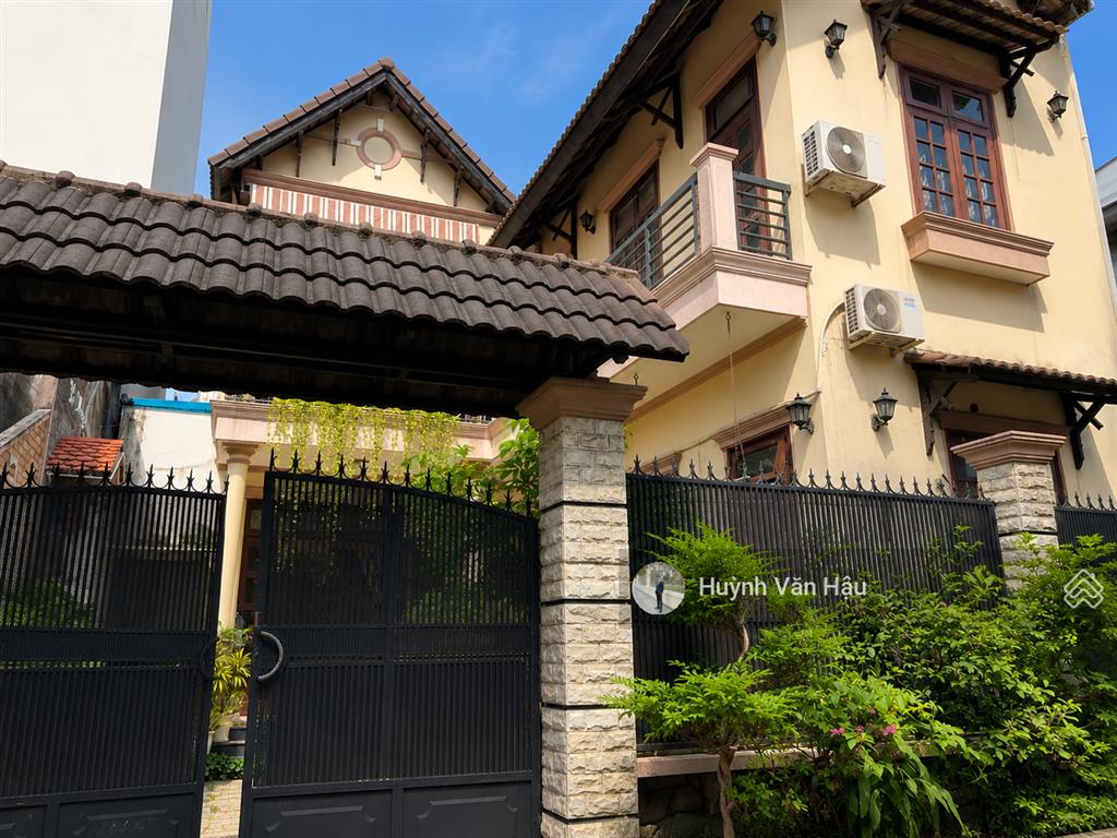 17 tỷ  biệt thự sân vườn 200m² khu vip lê đức thọ, ngang đẹp 10m, hẻm xe hơi tránh gần khu osimi