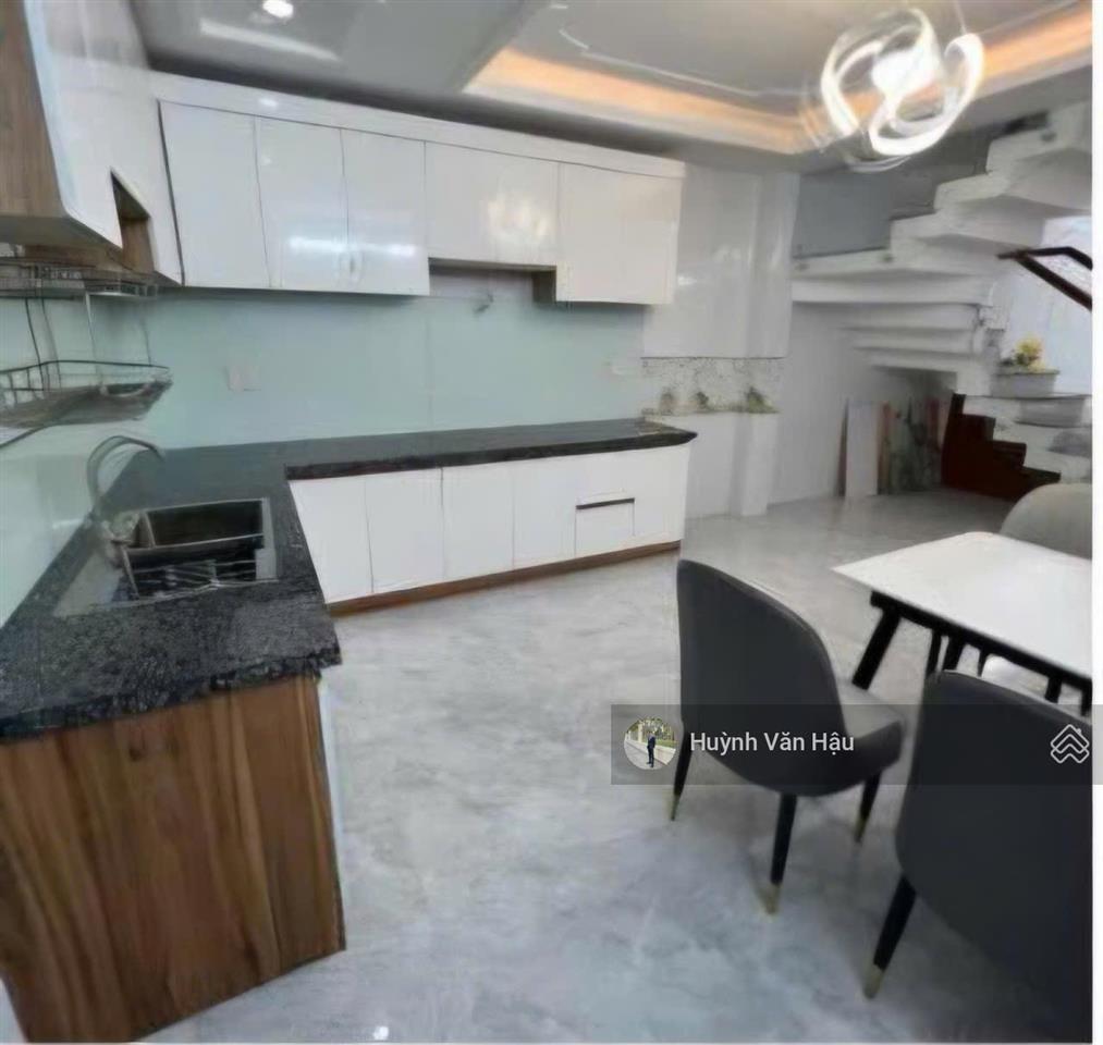 Nhỉnh 8 tỷ  nhà 5 tầng thang máy, 67m2 (4x15) nh 6m, thu 30 triệu/tháng  hxh phạm văn chiêu, gv