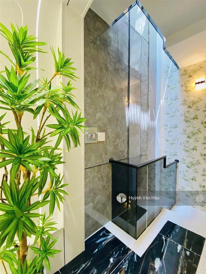Giá tốt  hxh quang trung, thang máy 450kg, 6 tầng, 4x11, full nội thất, sát khu cityland