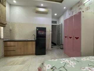 Phòng gần đại học kh tự nhiên, sư phạm, sài gòn, ngay hẻm 80 nguyễn trãi p3q5 (chính chủ)