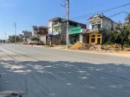 Bán nhanh lô đất 99m2 tại vạn an, sơn đông, nở hậu, mặt tiền 6m, nằm trên đường trục chính của thôn