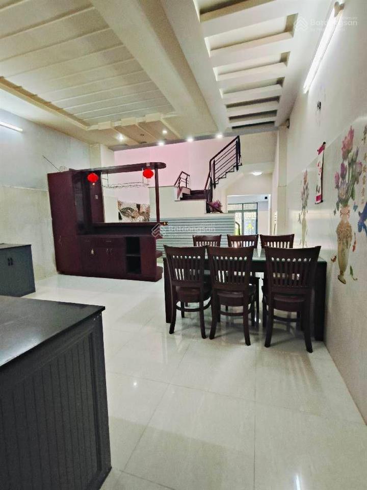 B.á.n nhà  siêu phẩm 4tầng  mặt t.i.ề.n  ngay đại học kinh tế tphcm  100m2  5x20  nhỉnh 8tỉ