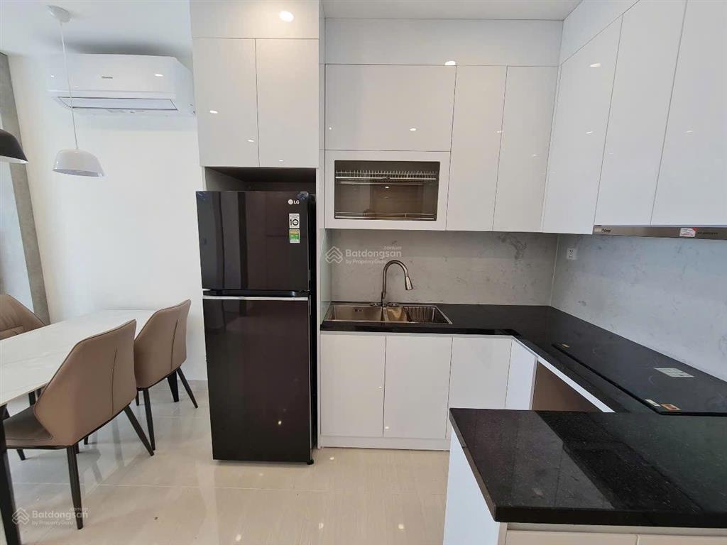 Cc bán giá thật 2 căn 1pn+ 43m2, 2tỷ850 và studio 31m2, 2tỷ290 vinhomes smart giá bán gấp tuần này