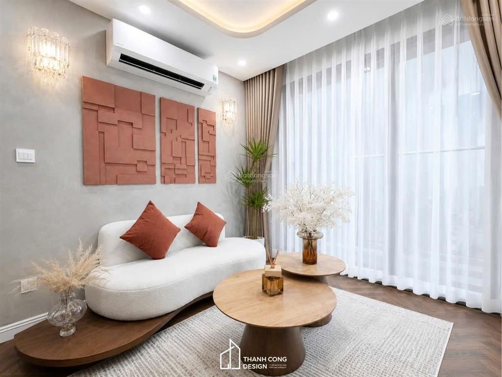 Chủ nhà gửi bán căn 1n+ 43m2 giá 3 tỷ full nội thất tại tòa s403  vinhomes smart city