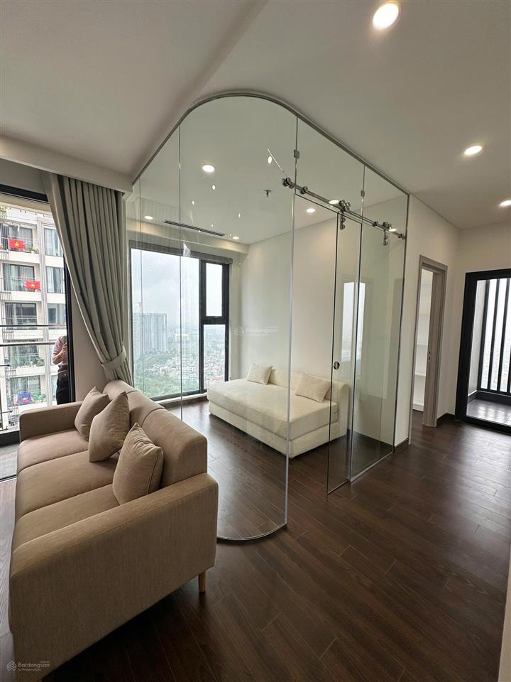 Giá chuẩn căn 2n+ 64m2 view hồ giá 5 tỷ 130 full nội thất tại tòa b masteri  smart city