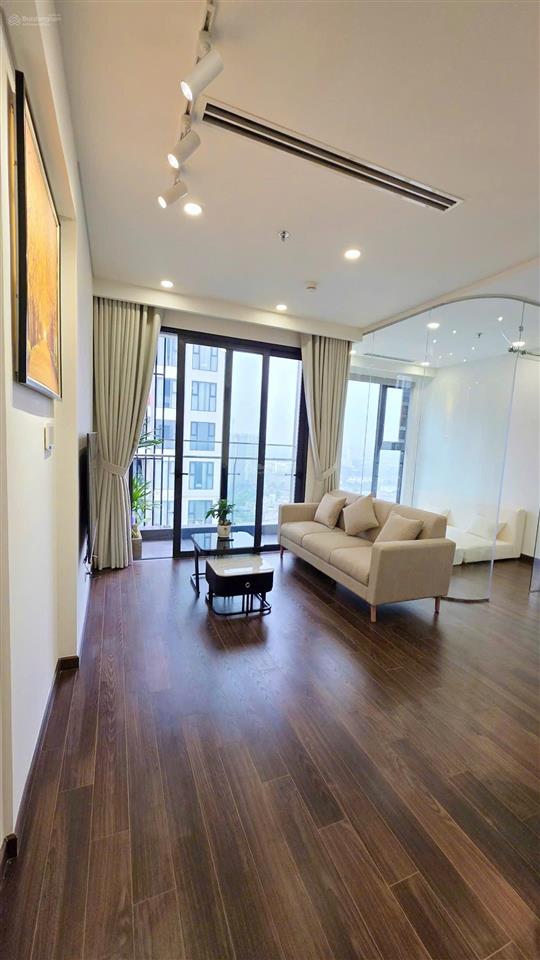 Giá chuẩn căn 2n+ 64m2 view hồ giá 5 tỷ 130 full nội thất tại tòa b masteri  smart city