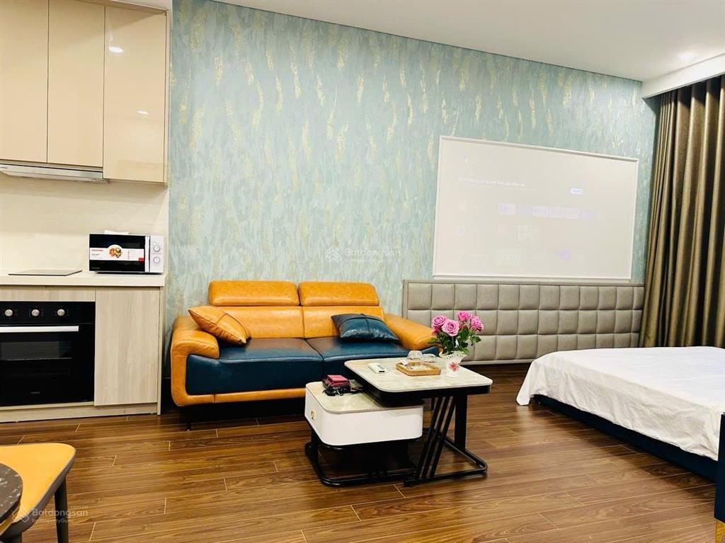 Chủ nhà gửi em bán studio view hồ 33,2m2 giá 2,5 tỷ tại tòa a masteri west heights