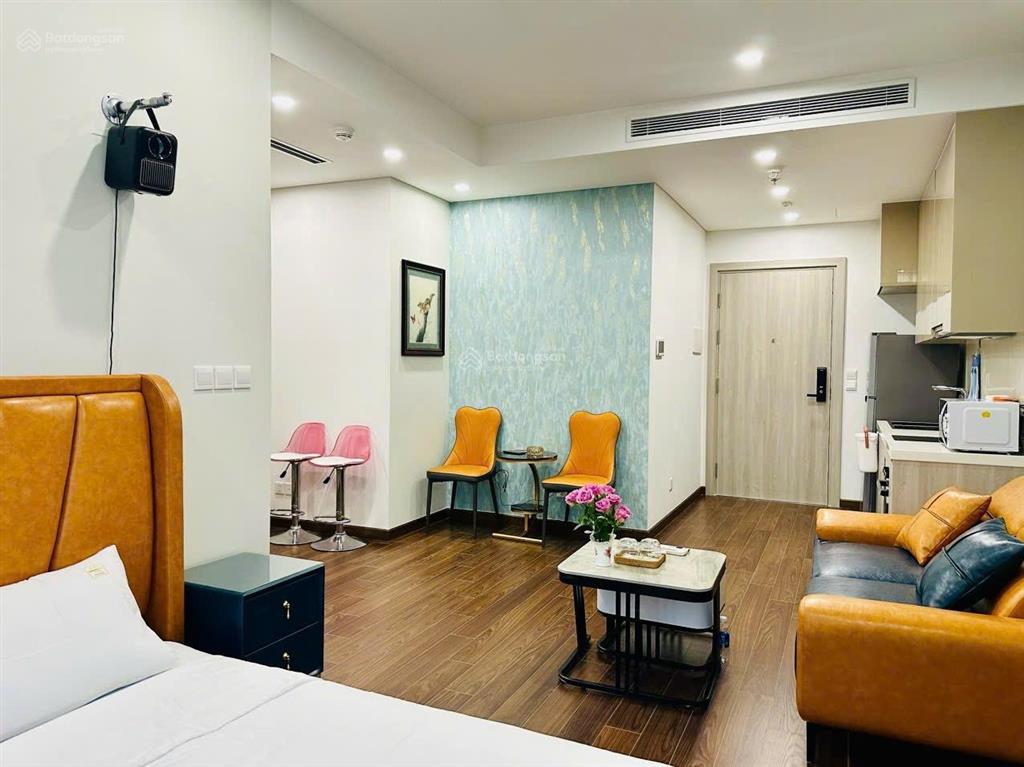 Chủ nhà gửi em bán studio view hồ 33,2m2 giá 2,5 tỷ tại tòa a masteri west heights