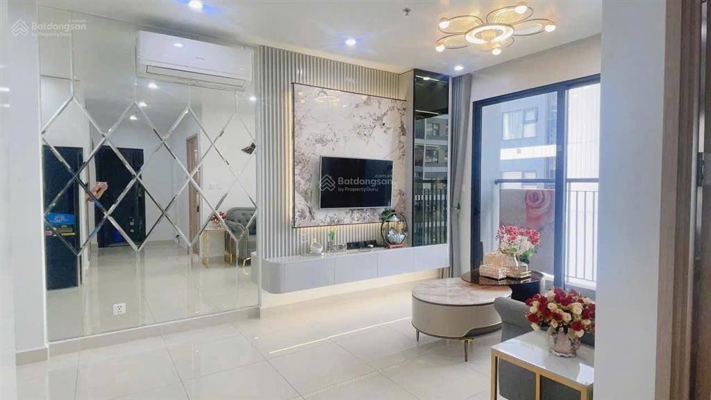 Bán nhanh căn 2pn  1vs tại, 54.2m2, 3.1 tỷ, full nội thất đẹp vinhomes smart city