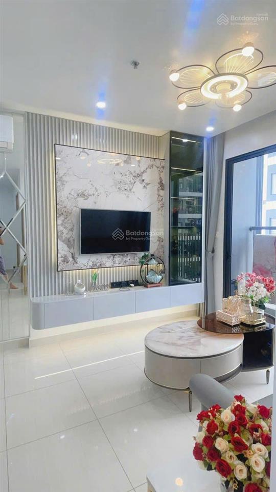 Bán nhanh căn 2pn  1vs tại, 54.2m2, 3.1 tỷ, full nội thất đẹp vinhomes smart city