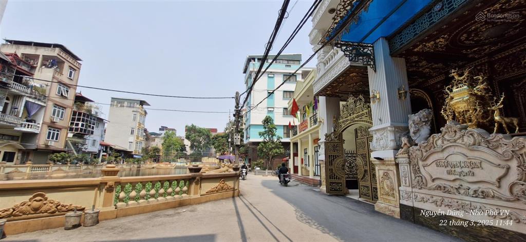 Siêu phẩm hoàng quốc việt ngõ ô tô kinh doanh 5 tầng thang máy  50m2 mt 5m 21 tỷ