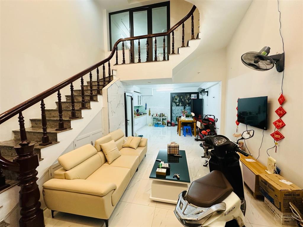 Cực phẩm mỹ đình  45m2 5 tầng mt 4,5m  nội thất hiện đại giá 9 tỷ