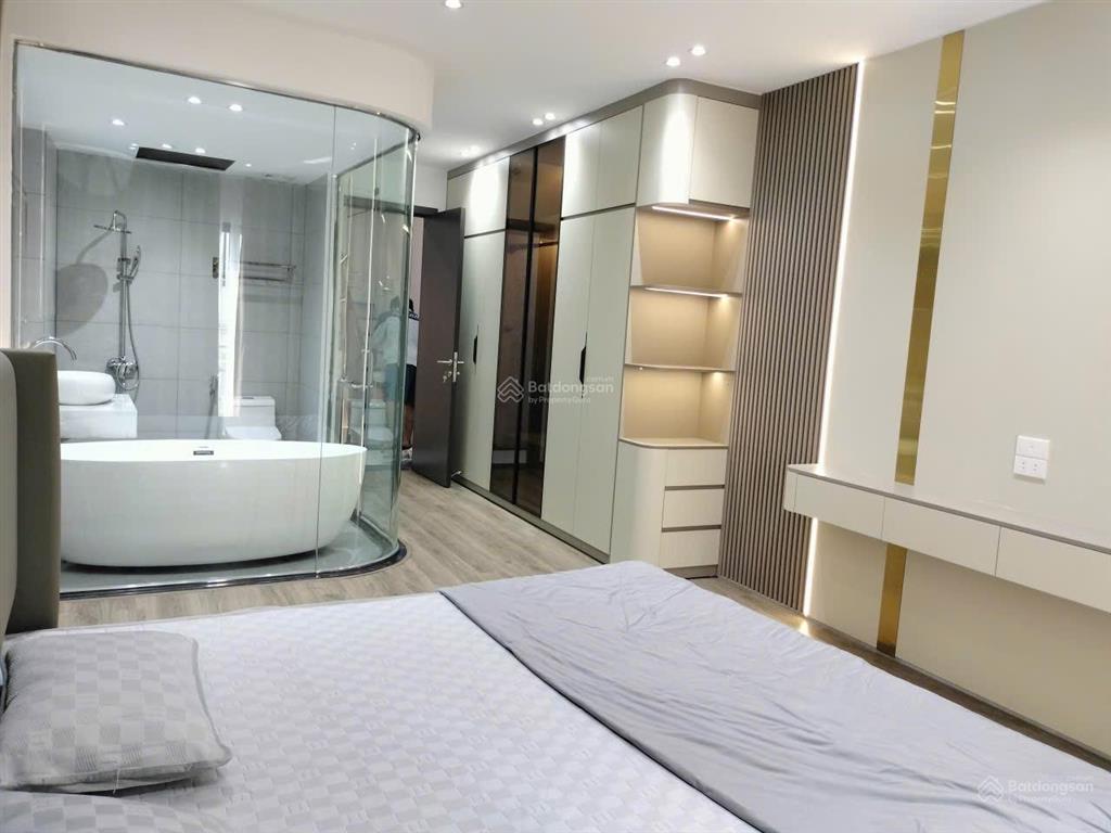 Siêu phẩm phúc lợi  long biên, 6 tầng thang máy, 45m2 mt 4m, nội thất hiện đại, hơn 11 tỷ