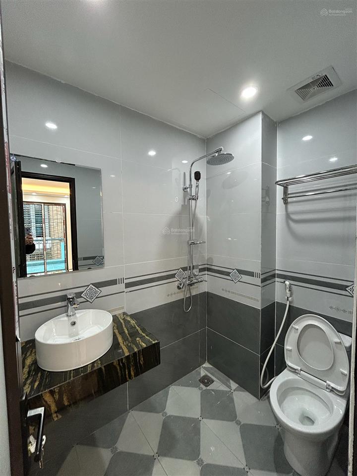 Siêu phẩm nguyễn ngọc vũ, 6 tầng thang máy, nhà mới coong, hơn 13 tỷ