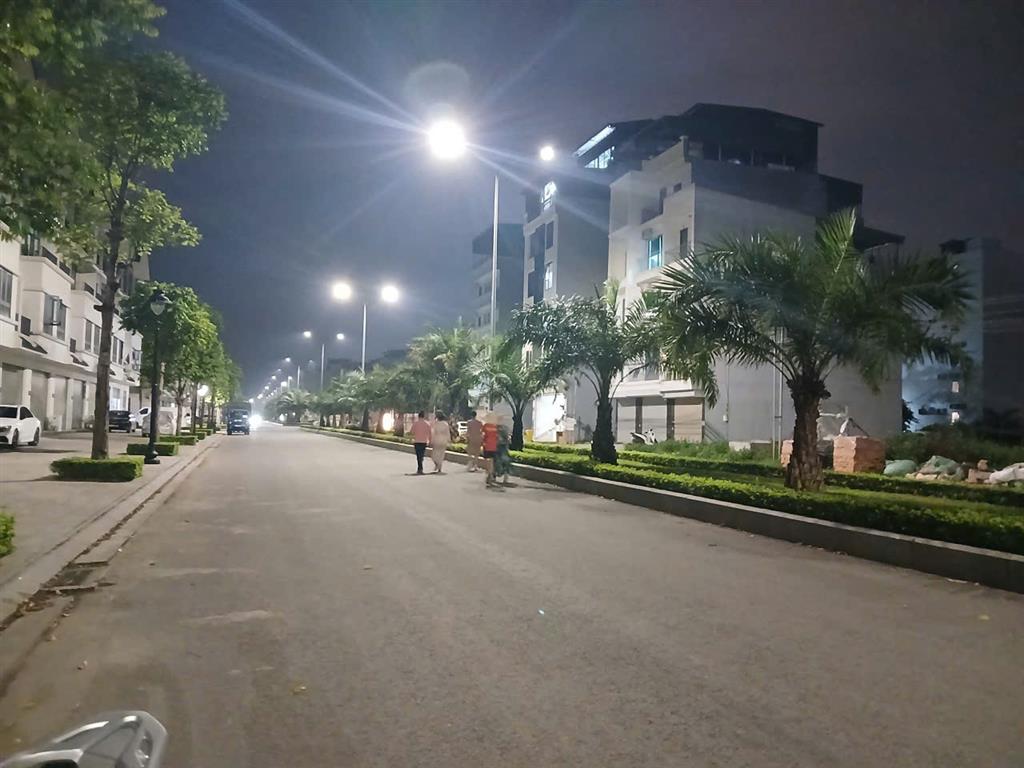 CC CẦN BÁN CẦN BÁN CĂN LK TRONG KHU ĐÔ THỊ HINODE.